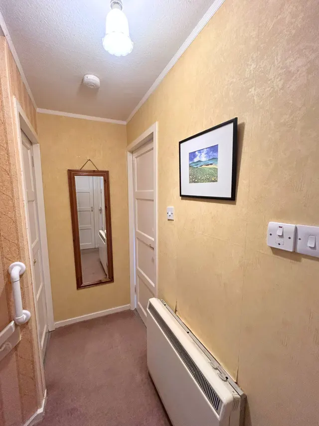 Terraced four bedroom house – 7 Parkend, Sandwick — photo 25 of 46