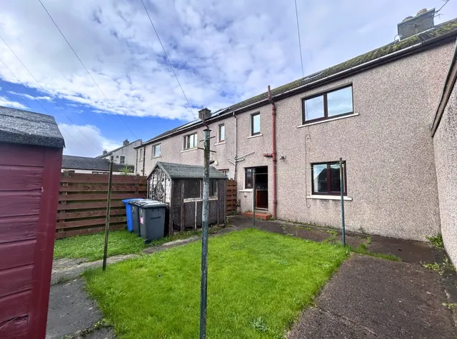 Terraced four bedroom house – 7 Parkend, Sandwick — photo 45 of 46