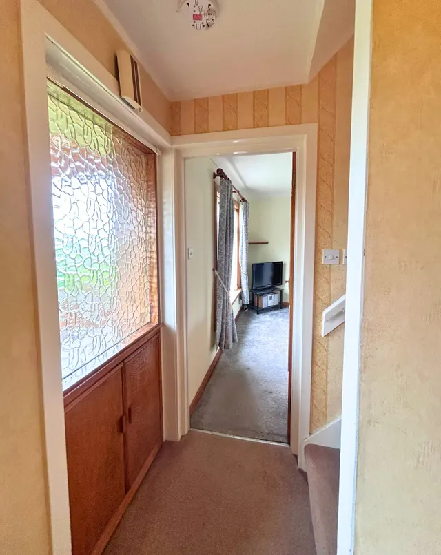 Terraced four bedroom house – 7 Parkend, Sandwick — photo 10 of 46