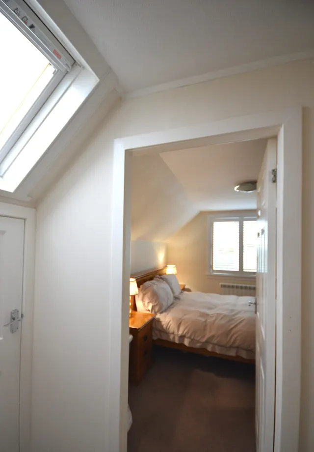 7 Morrison Terrace, Tong — photo 31 of 44