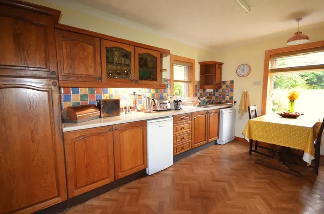 Three Bedroom Bungalow with generous grounds – 119 Newmarket — photo 8 of 45