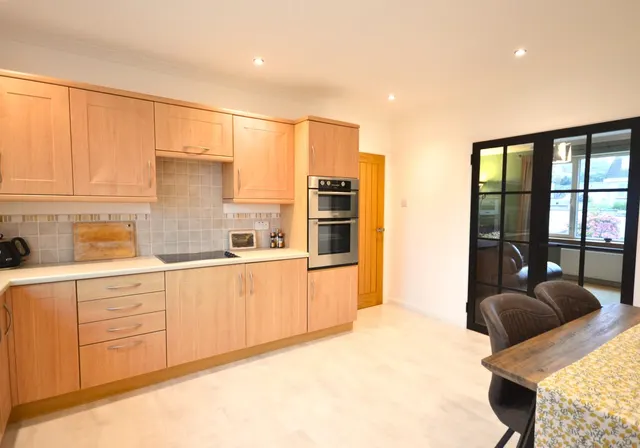 Newly Refurbished 3 Bedroom Bungalow – 18 Stewart Drive, Stornoway — photo 19 of 45