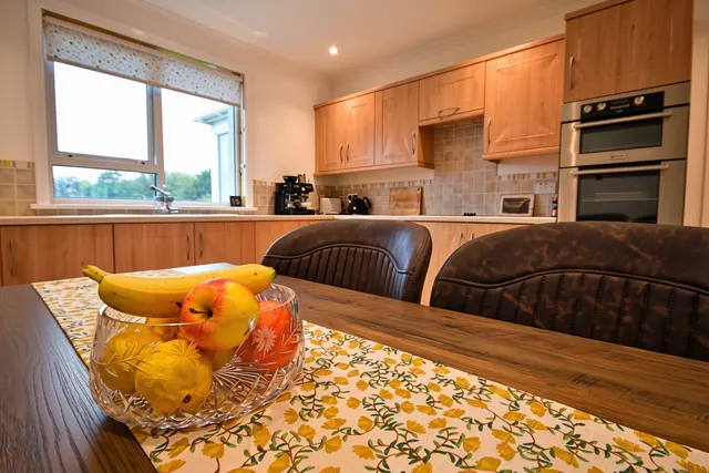 Newly Refurbished 3 Bedroom Bungalow – 18 Stewart Drive, Stornoway — photo 20 of 45
