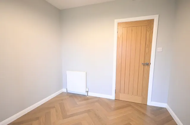 Newly Refurbished 3 Bedroom Bungalow – 18 Stewart Drive, Stornoway — photo 27 of 45