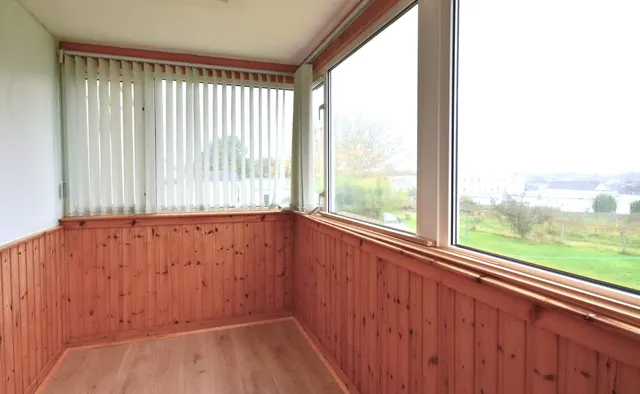 Newly Refurbished 3 Bedroom Bungalow – 18 Stewart Drive, Stornoway — photo 29 of 45